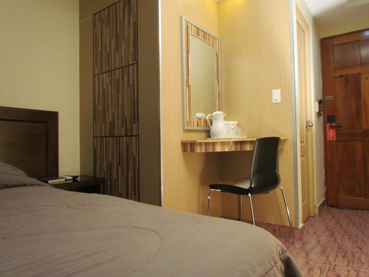 Hotel Roma Plaza Panamá Esterno foto