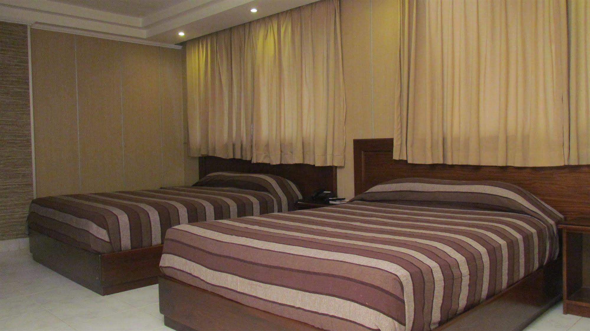 Hotel Roma Plaza Panamá Esterno foto