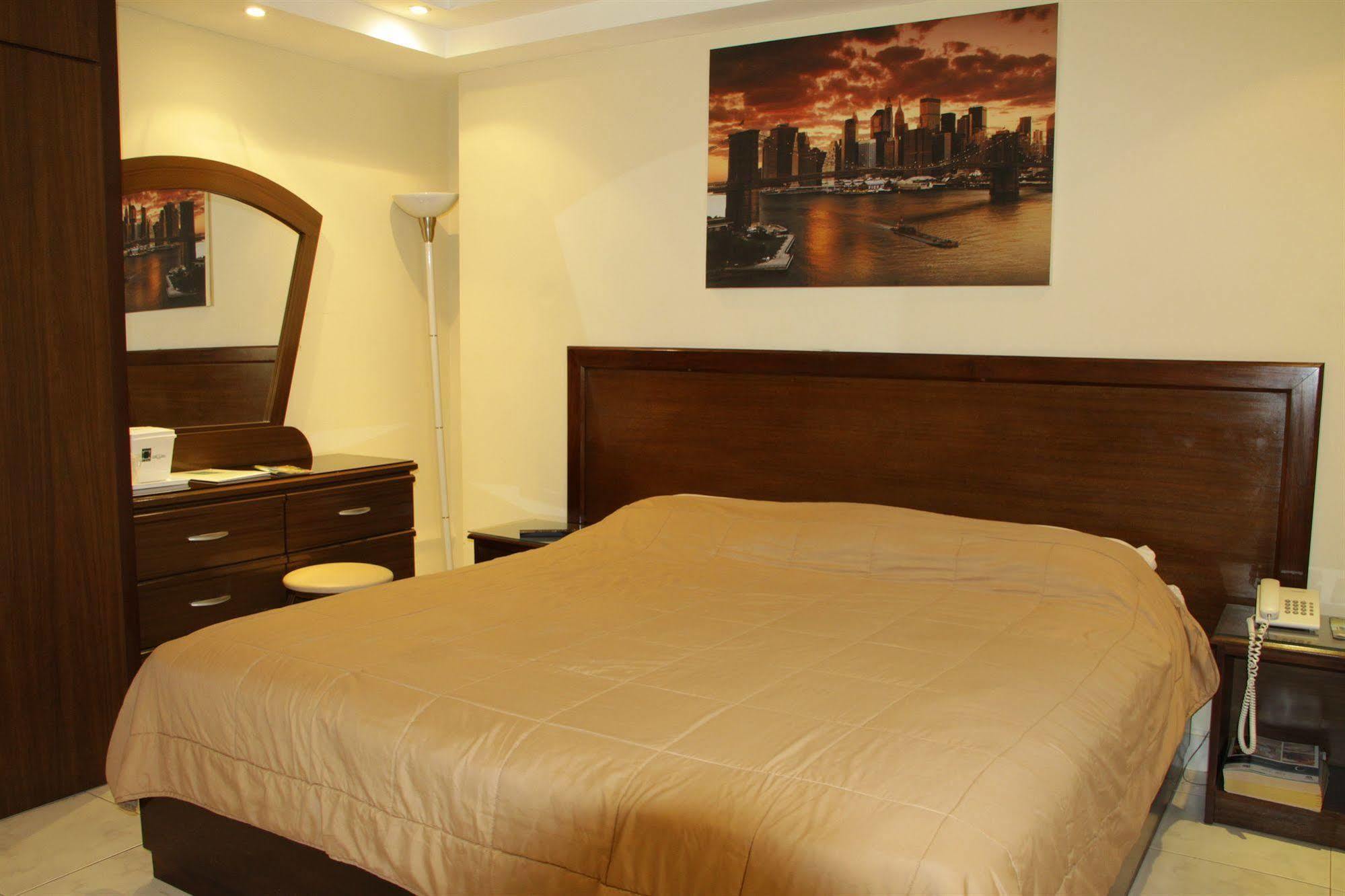 Hotel Roma Plaza Panamá Esterno foto